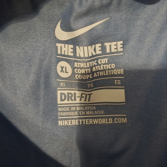 Nike dri fit tee - Picture 2 of 3